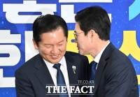  정청래-정원오 '속닥속닥' 무슨 말 [TF사진관]