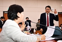  [취재석] 퍽퍽한 정치의 맛…염치가 사라졌다