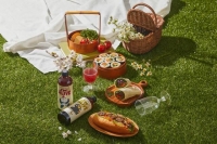  현대그린푸드, 여름철 피크닉·캠핑용 간편식 공략 나선다