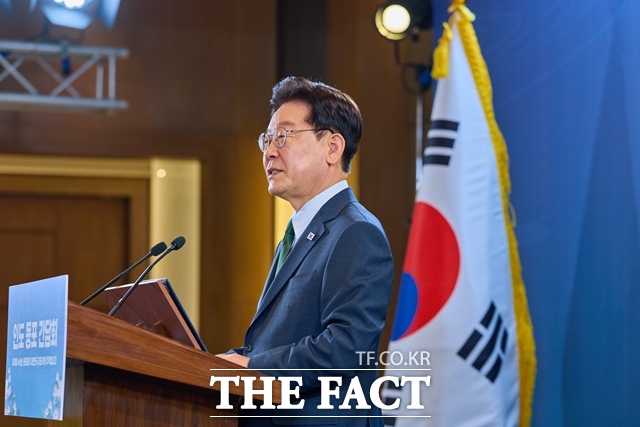 이재명 대통령이 19일(현지시간) 인도 뉴델리 시내의 한 호텔에서 열린 동포 만찬간담회에서 발언하고 있다. /청와대