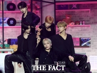  TXT 새 앨범 '7TH YEAR', 일주일 만에 '180만 장 돌파'