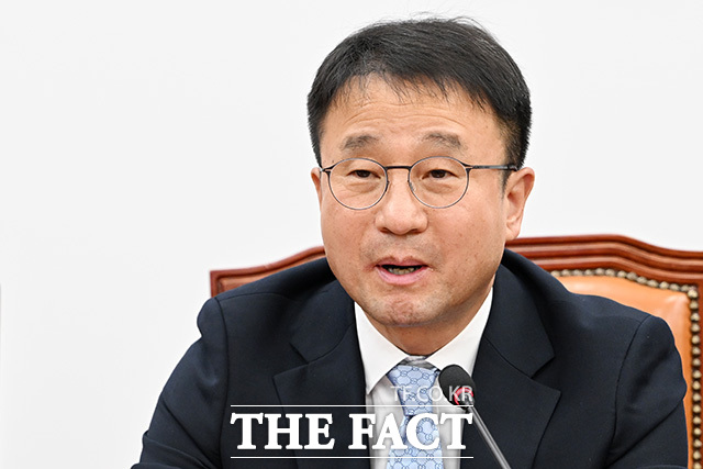 한병도 더불어민주당 원내대표가 21일 오전 서울 여의도 국회에서 열린 원내대책회의에서 모두발언을 하고 있다. /국회=남용희 기자