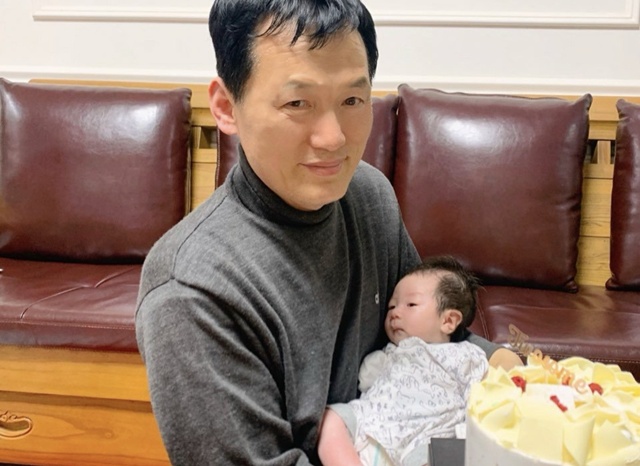 가장으로서 30년 가까이 성실히 일하며 자상한 아버지였던 50대 남성이 뇌사 장기기증으로 3명에게 새 삶을 선물하고 세상을 떠났다. /한국장기조직기증원