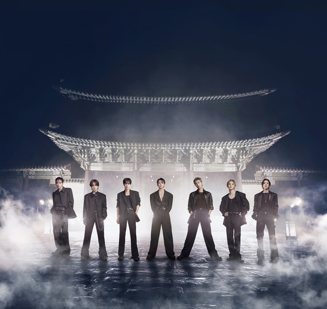 방탄소년단의 신곡 'SWIM'이 미국 빌보드 '핫 100'(4월 25일 자)에서 10위를 차지했다. 지난 4월 4일 자 차트에 1위로 진입한 이래 4주 연속 상위권이다. /빅히트 뮤직