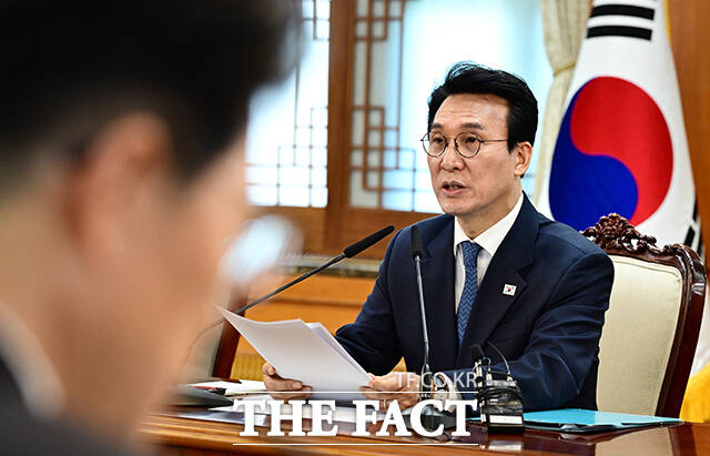 김민석 국무총리가 21일 오전 서울 종로구 정부서울청사에서 열린 전남광주통합특별시 출범 준비 점검회의에 참석해 모두발언을 하고 있다. /임영무 기자