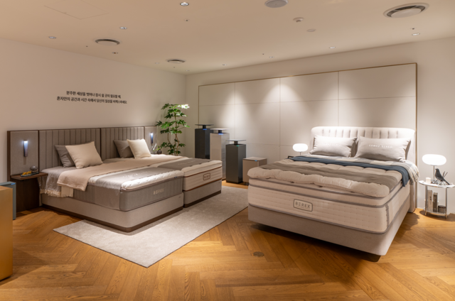 코웨이가 오는 6월 7일까지 서울시 중구 롯데백화점 본점에서 팝업스토어를 연다. /코웨이