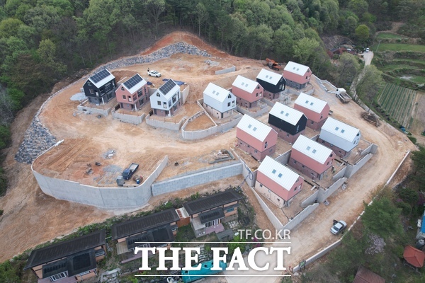 금산군 아토피자연치유마을 추가 시설 전경. /금산군