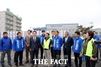  박수현 충남도지사 후보, 서천특화시장 방문…