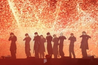  앤팀, 한국 일본 오가며 3연속 밀리언셀러