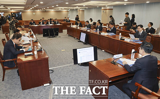 금융감독원 현장조사 진행하는 조작기소 국조특위.