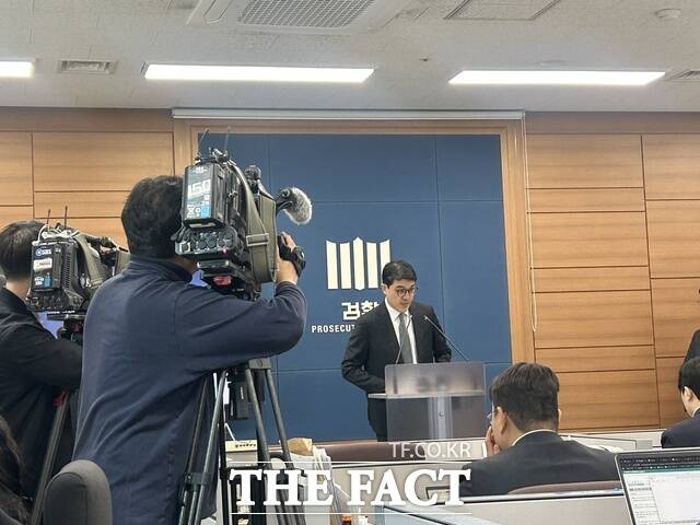 나희석 서울중앙지방검찰청 공정거래조사부 부장검사가 23일 오전 서울 서초구 서울고등검찰청에서 전분당 및 부산물 가격 담합 사건 수사 결과를 발표하고 있다. /김해인 기자