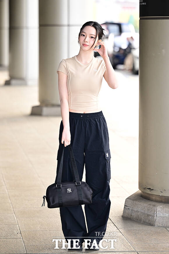 카리나는 이날 상하이에서 열리는 MLB 오프라인 이벤트에 참석하기 위해 출국길에 나섰다.