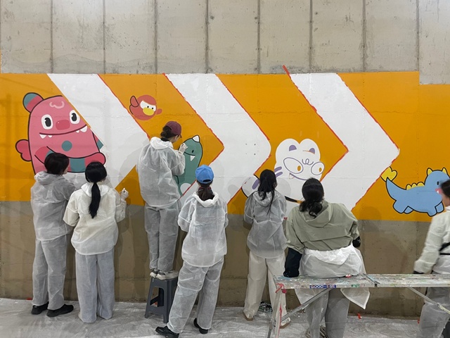 '서울국제정원박람회' 시작에 맞춰 새단장한 서울숲나들목을 시민에게 개방한다. 사진은 새 단장 중인 서울숲나들목. /서울시