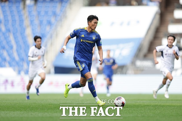 3경기 연속골에 도전하는 울산HD의 공격수 허율./K리그