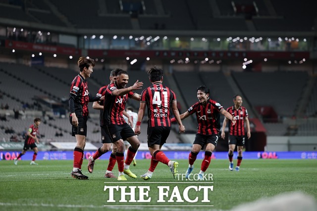 '징크스 킬러'의 명성을 걸고 강릉 원정에 나서는 FC서울 선수들./K리그