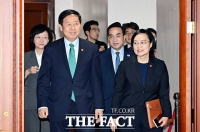  회의 참석하는 구윤철 부총리와 한성숙 중기부 장관 [포토]