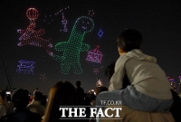  한강 밤하늘 수놓은 '2026 한강 불빛 공연' [TF사진관]