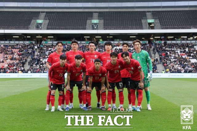 지난 3월 축구대표팀의 유럽원정 코트디브아르전에 나섰던 조현우(맨 오른쪽)/밀턴킨스(영국)=KFA