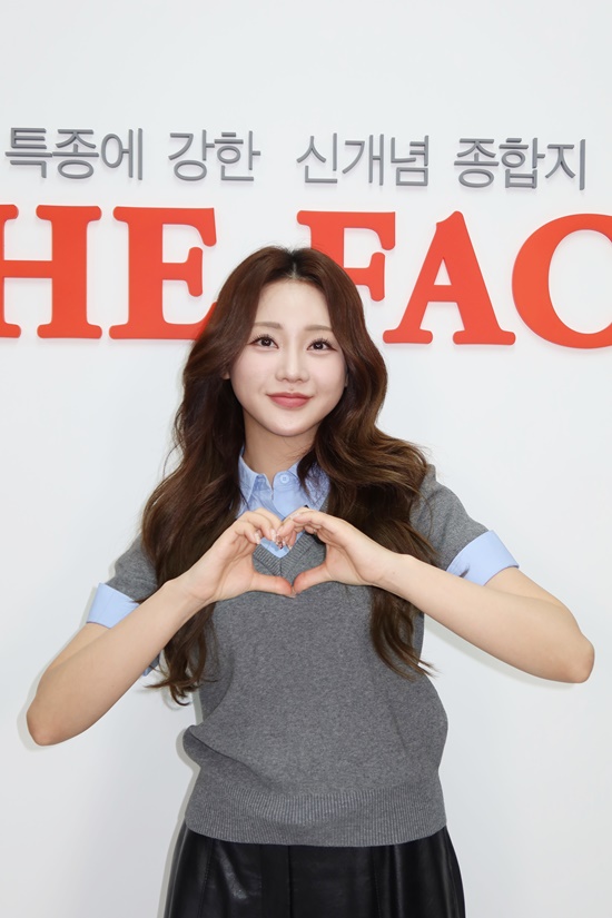 '트롯바비' 홍지윤은 국악뿐 아니라 발라드, OST 등 여러 음악 영역에 도전하며 스펙트럼을 넓히는 것이 목표다. 그는 