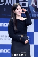  함은정, 마스크스튜디오와 재계약…