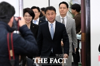  與 원내대표에 한병도 연임 가시화…모든 당력 선거에 쏟는다