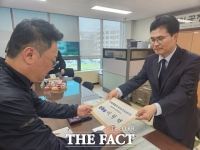  이원택 민주당 전북도지사 후보 '선거 압승으로 전북의 획기적인 발전 가져오겠다'