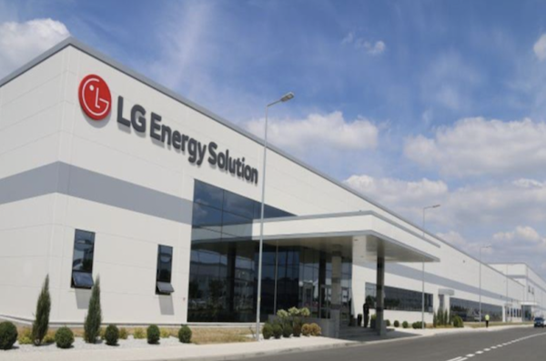 LG에너지솔루션이 올해 1분기 매출 6조5550억원,  영업이익 2078억원을 기록했다. /LG에너지솔루션