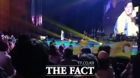  윤수일, 세종문화회관 '만석' 떼창의 감동 물결...50년 음악 집대성