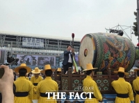  아산 성웅 이순신축제, 시민과 함께한 '이순신 장군 일대기 행렬'