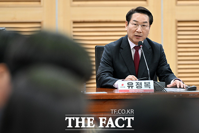 사법내란 저지를 위한 수도권 광역단체장 후보자 긴급 연석회의 제안한 조응천 후보(왼쪽 세 번째).