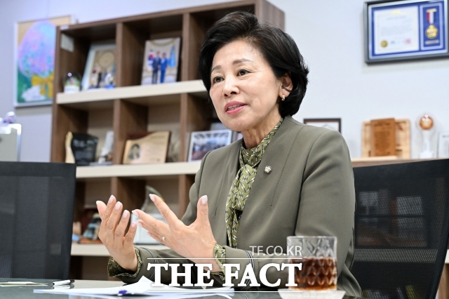 남인순 민주당 의원은 당내 의원들과의 차담을 통해 