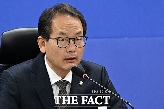 강준현 더불어민주당 수석대변인이 장동혁 국민의힘 대표가 조작기소 특검법을 비판하자 