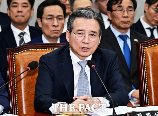 김용범 청와대 정책실장은 지난 5일 청와대에서 열린 기자간담회에서 