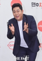  문세윤, SM C&C에 새 둥지…강호동·전현무와 한솥밥
