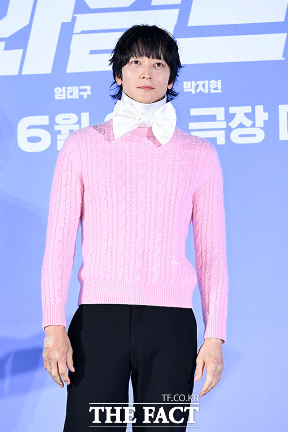배우 강동원이 7일 오전 서울 광진구 롯데시네마 건대입구에서 열린 영화 ‘와일드 씽’ 제작보고회에 참석해 포즈를 취하고 있다. /서예원 기자