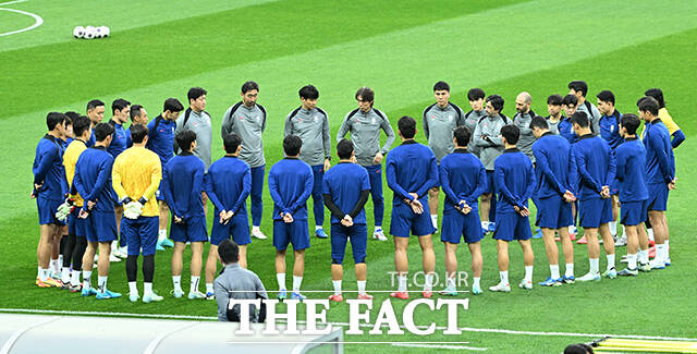 2026 FIFA 북중미 월드컵 아시아 3차 예선 이라크전을 앞두고 경기 용인시 용인미르스타디움에서 대한민국 축구대표팀 선수단이 훈련을 진행하고 있다. /용인미르스타디움=박헌우 기자