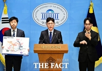  '경계 없는 광역 교통, 메가도시 서울’ 교통 공약 발표하는 정원오 [TF사진관]