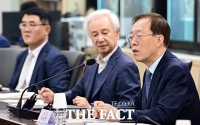  고문단 위촉식에서 인사말하는 이석연 국민통합위원장 [포토]