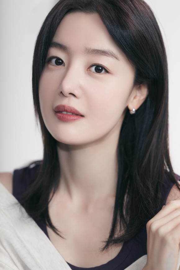 배우 한선화가 영화 '교생실습' 개봉 관련 인터뷰를 진행했다. /고스트스튜디오