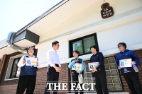  택시 기사 고충 듣는 정원오 후보 [포토]