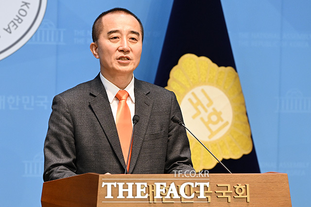 국민의힘 탈당 및 출마선언하는 정승연 개혁신당 인천 연수구갑 국회의원 후보.