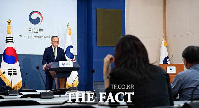박일 외교부 대변인이 14일 오후 서울 종로구 외교부에서 현안 관련 정례브리핑을 하고 있다. /임영무 기자