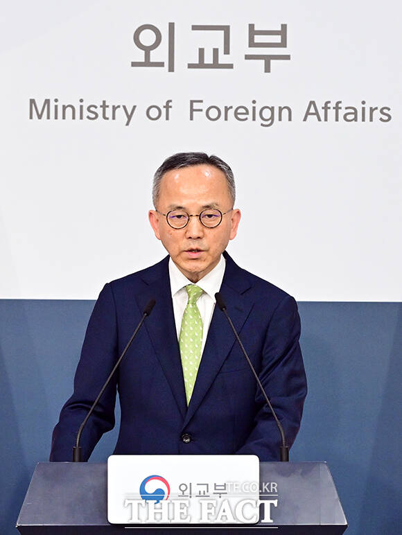 박일 외교부 대변인이 14일 오후 서울 종로구 외교부에서 현안 관련 정례브리핑을 하고 있다. /임영무 기자
