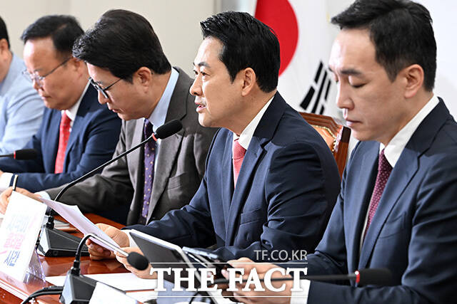 최고위원회의에서 모두발언하는 장동혁 국민의힘 대표.