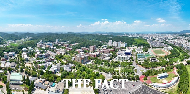 경상국립대학교 가좌캠퍼스 전경 /경상국립대