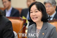  의원 질의에 답하는 송경희 개인정보보호위원장 [포토]