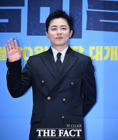  조정석, 1년 9개월 만에 가수로 컴백…28일 신곡 공개