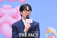 '기획사 미등록 운영' 성시경 누나·소속사 기소유예