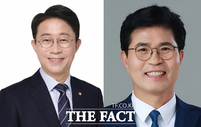 조정식(왼쪽) 국회의원, 이원택 더불어민주당 전북도지사 후보 /더팩트 DB