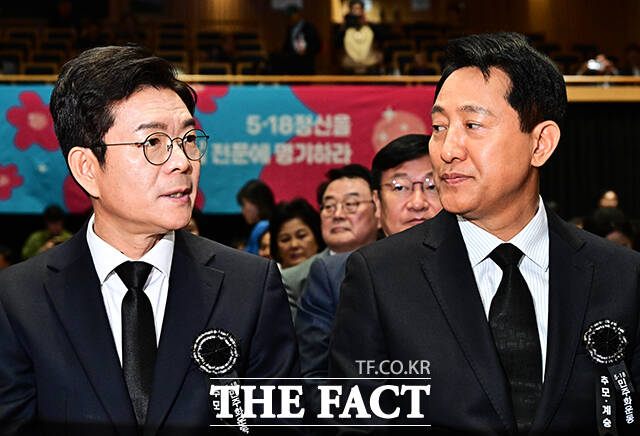 인사하는 오세훈 국민의힘 서울시장 후보(왼쪽)와 정원오 더불어민주당 서울시장 후보.